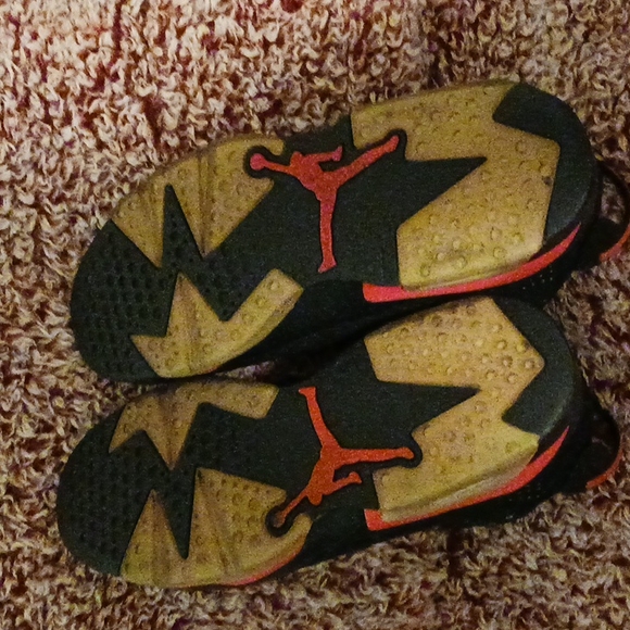 Jordan Retro 6, InFaRed - Picture 5 of 8